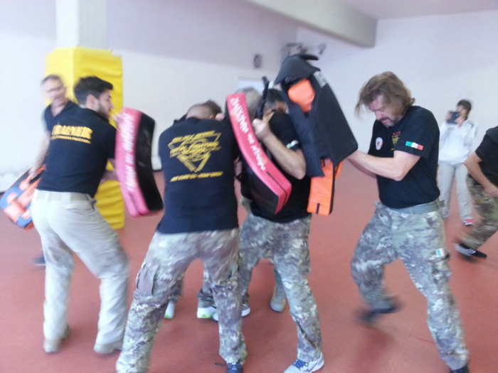 Total Fighting School & SAM 19